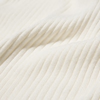 https://image.uniqlo.com/UQ/ST3/jp/imagesgoods/491606/feature/jpgoods_491606_feature1.jpg
