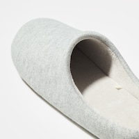 https://image.uniqlo.com/UQ/ST3/jp/imagesgoods/492100/feature/jpgoods_492100_feature1.jpg