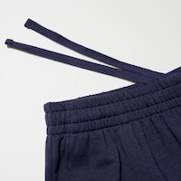 https://image.uniqlo.com/UQ/ST3/jp/imagesgoods/493427/feature/jpgoods_493427_feature3.jpg