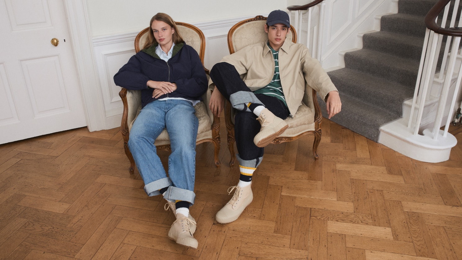 les mannequins portent la collection printemps / été 2026 UNIQLO and JW ANDERSON