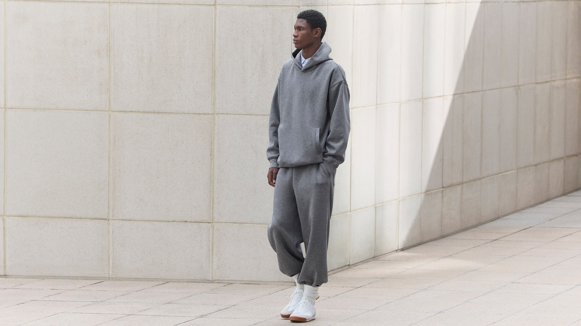 Sweat-01 image