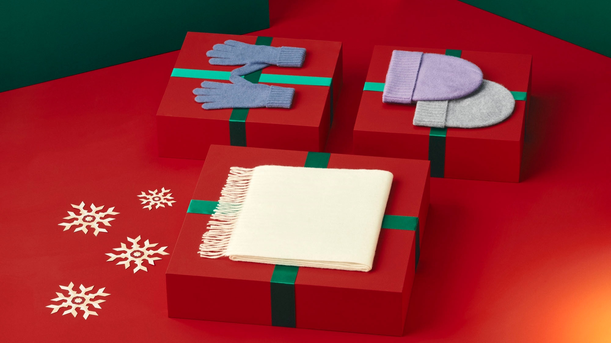 スタイリングのアクセントにデザインと便利な機能。