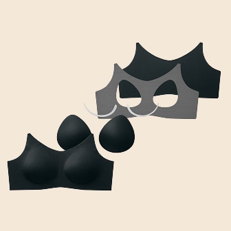 relax bra in black deconstructed into its separate layers