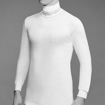 Smooth texture made with 9% cashmere.