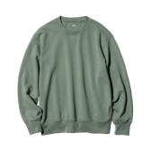 green long sleeve sweatshirt