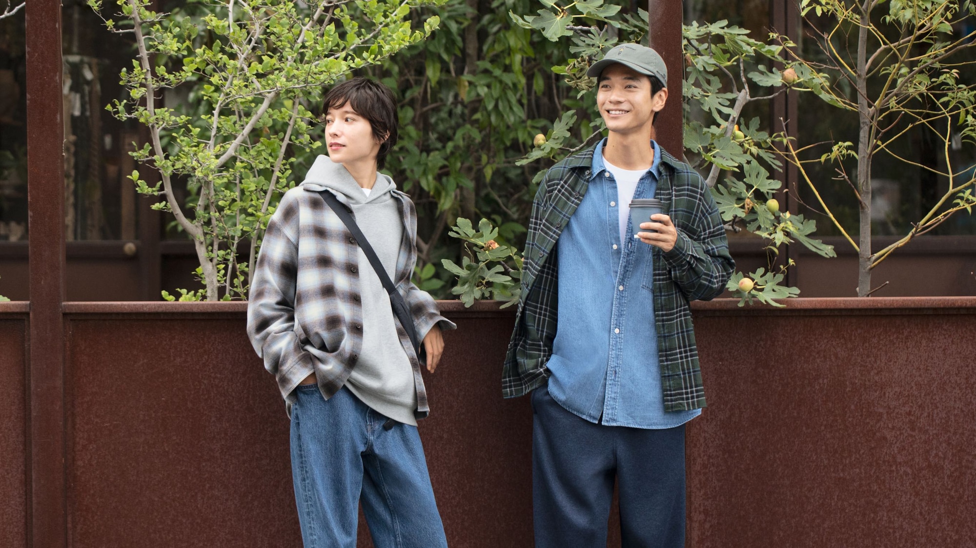 シャツ・ブラウス 一枚でも、羽織りでも。