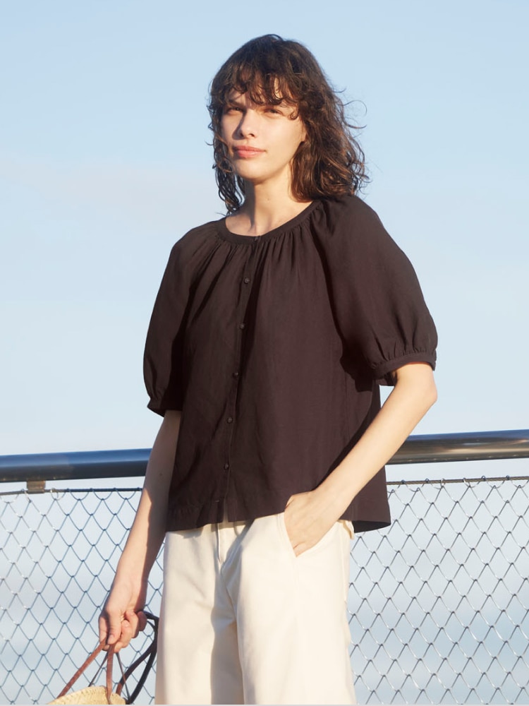 UNIQLO - ユニクロ ジョーゼットプリーツブラウスの通販 by 発送