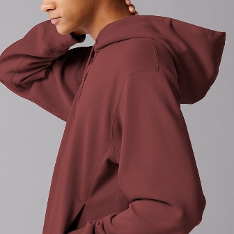 We conducted extensive testing to achieve the ideal three-dimensional shape, volume, and fabric thickness.