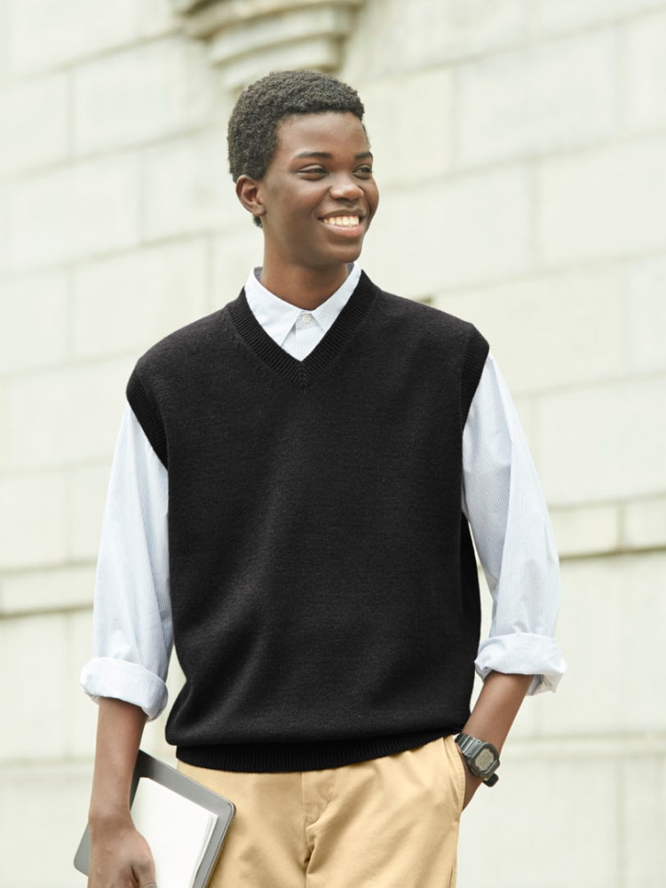 Sweaters & Cardigans