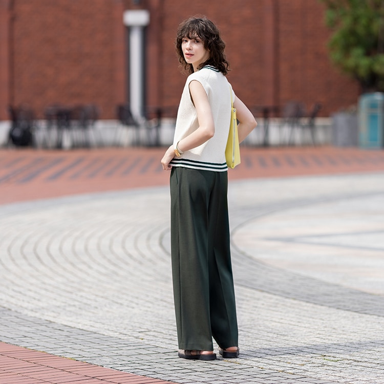 On-trend wide silhouette
