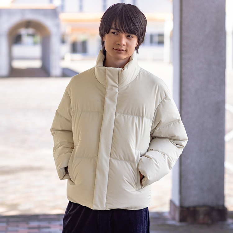 すっきりと着こなせる、計算されたシルエット