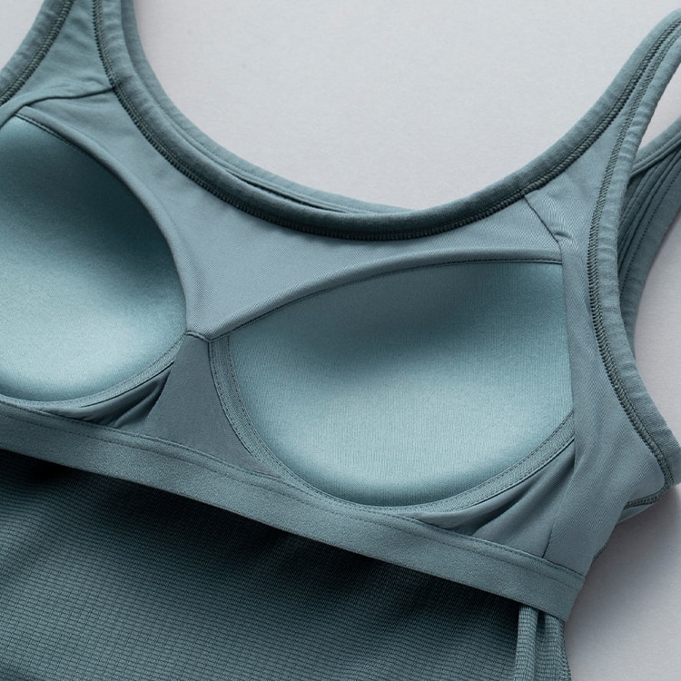 UNIQLO Malaysia - A bra top, but with a touch of elegance