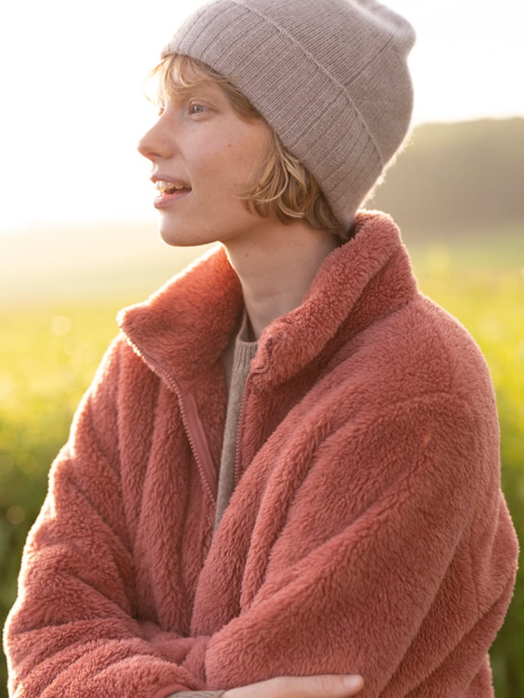 Uniqlo Fluffy Yarn Fleece Full-Zip Jacket - Soft, Warm, and