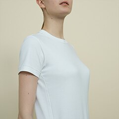 シームレス仕様で服に響きにくい