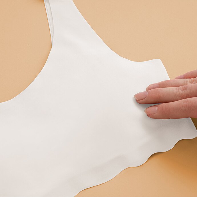 Tissu AIRism pour une sensation de fraîcheur durable.