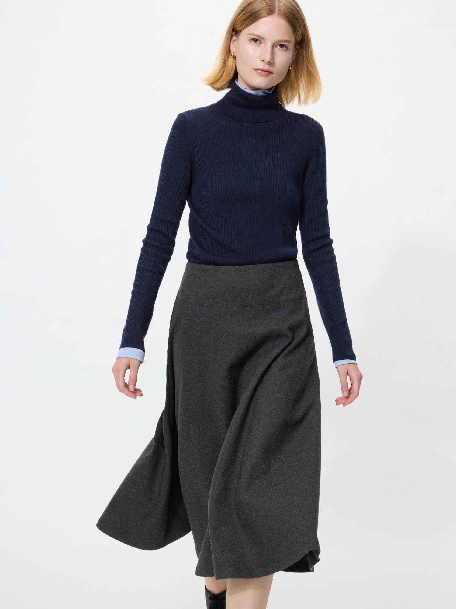 Свитер Uniqlo Merino Rib Turtleneck Sweater