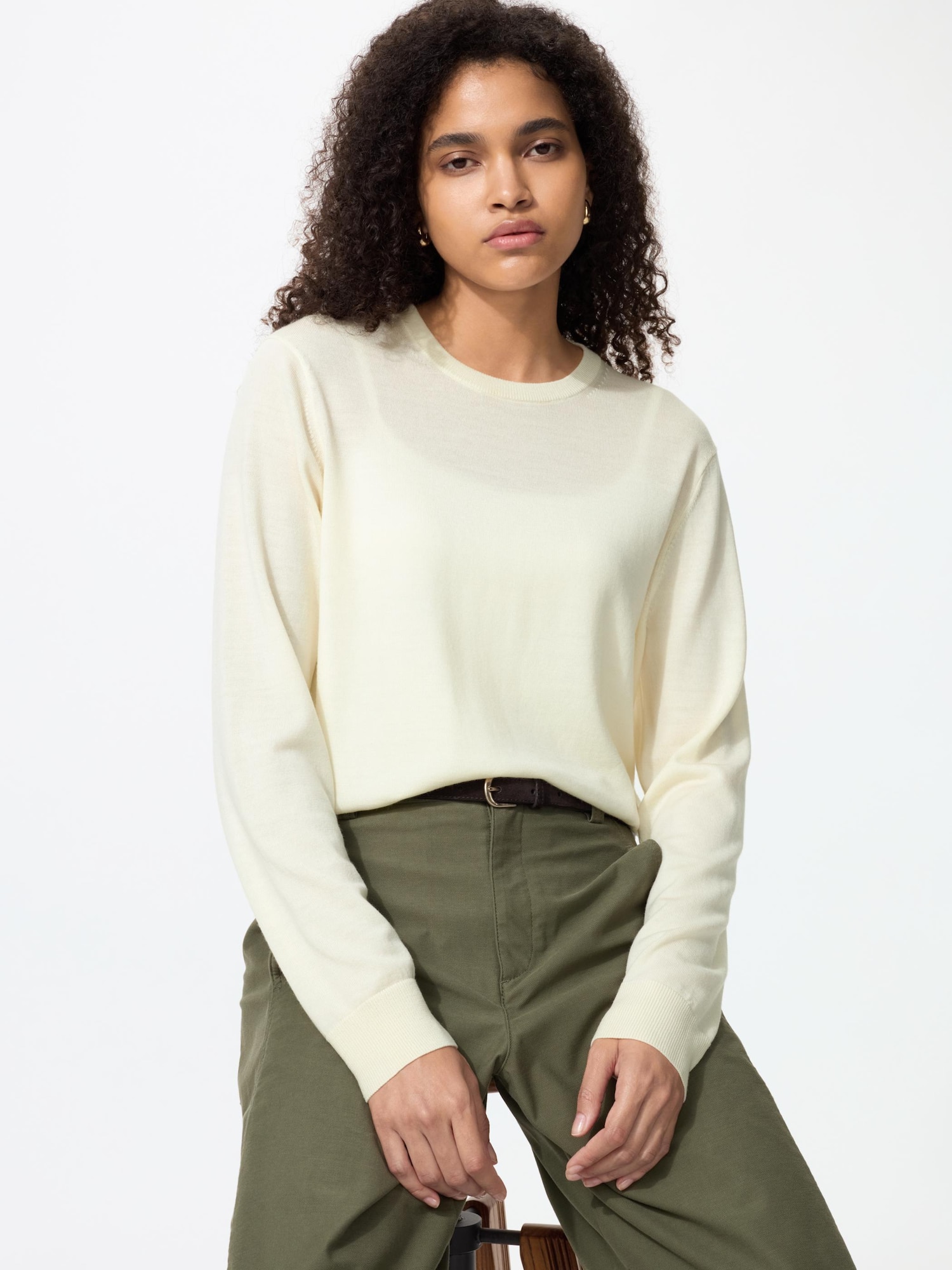Свитер Uniqlo Merino Crew Neck