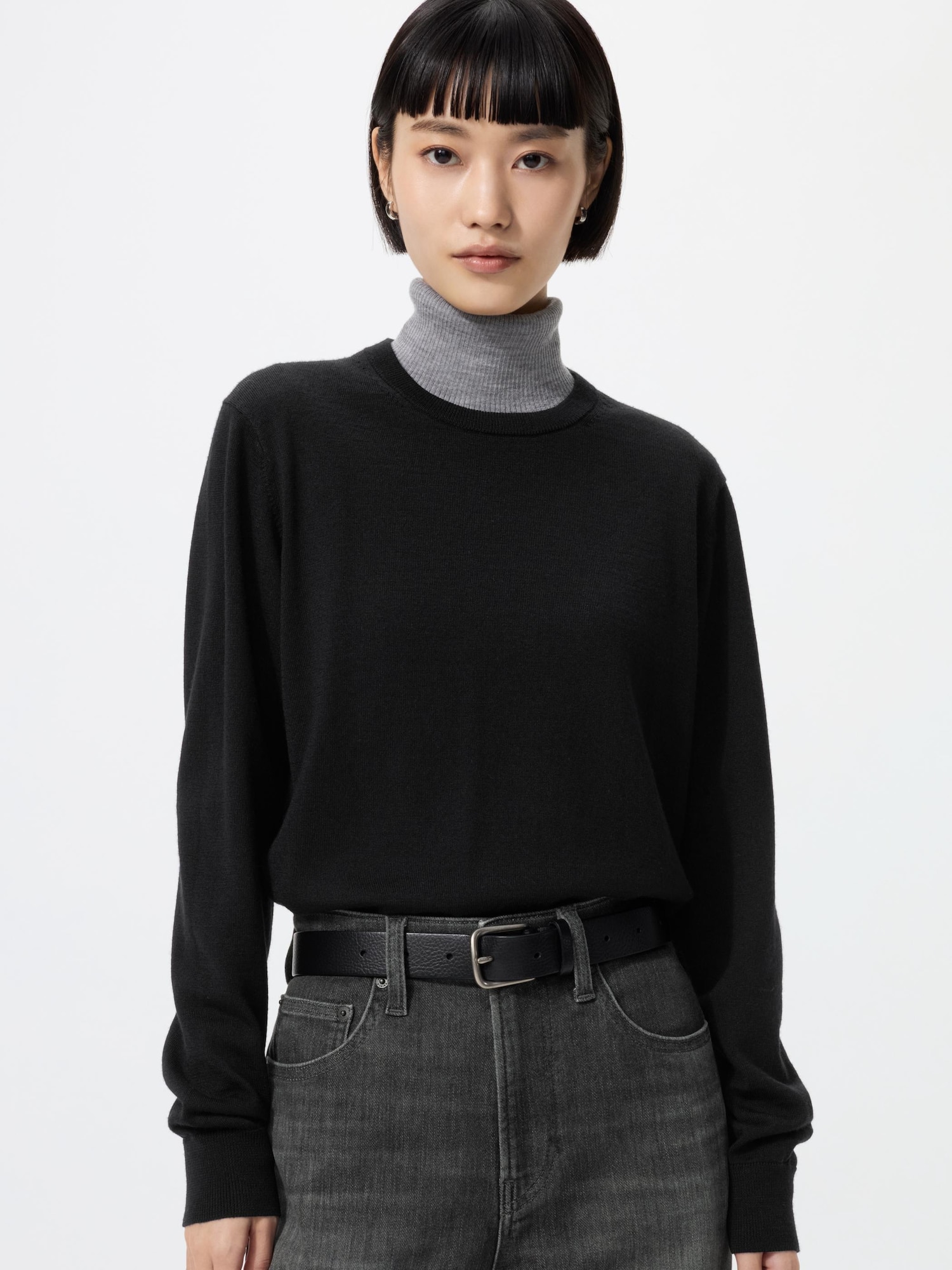Свитер Uniqlo Merino Crew Neck