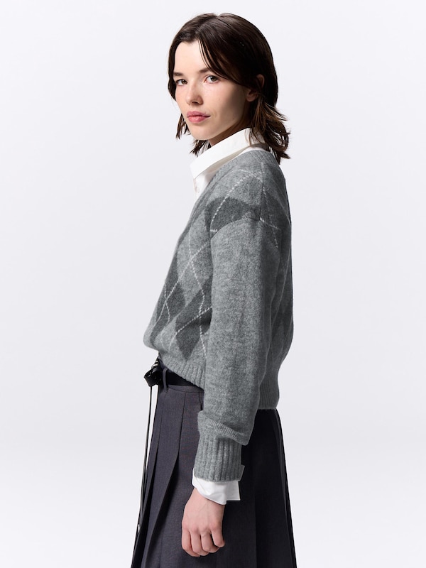 GU퍼피터치V넥쇼트스웨트(아가일)