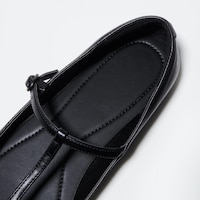 https://image.uniqlo.com/UQ/ST3/kr/imagesgoods/479250/feature/krgoods_479250_feature2.jpg