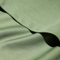 https://image.uniqlo.com/UQ/ST3/kr/imagesgoods/483425/feature/krgoods_483425_feature1.jpg