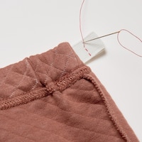 https://image.uniqlo.com/UQ/ST3/kr/imagesgoods/486453/feature/krgoods_486453_feature3.jpg