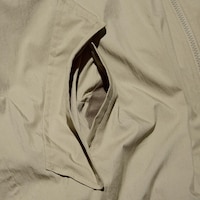 https://image.uniqlo.com/UQ/ST3/kr/imagesgoods/486817/feature/krgoods_486817_feature2.jpg