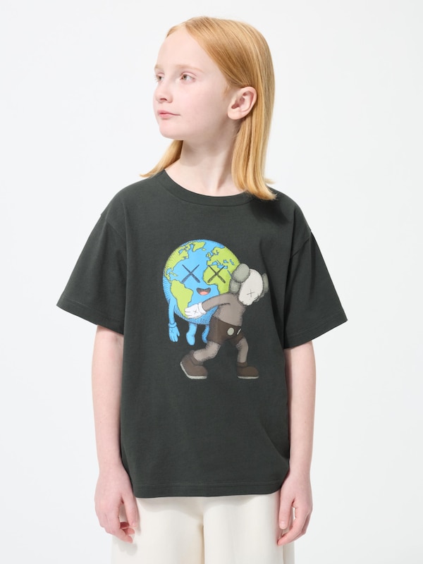 KIDS KAWS UNIVERSE UT(그래픽T)C