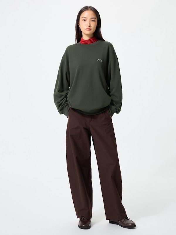 KAWS UNIVERSE스웨트셔츠C