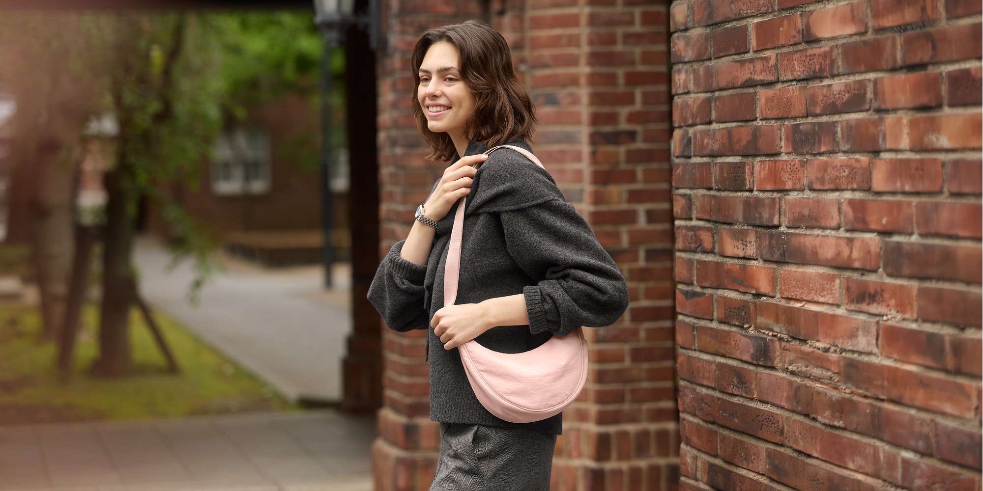 Accessories Design and convenient features add accent to your styling.