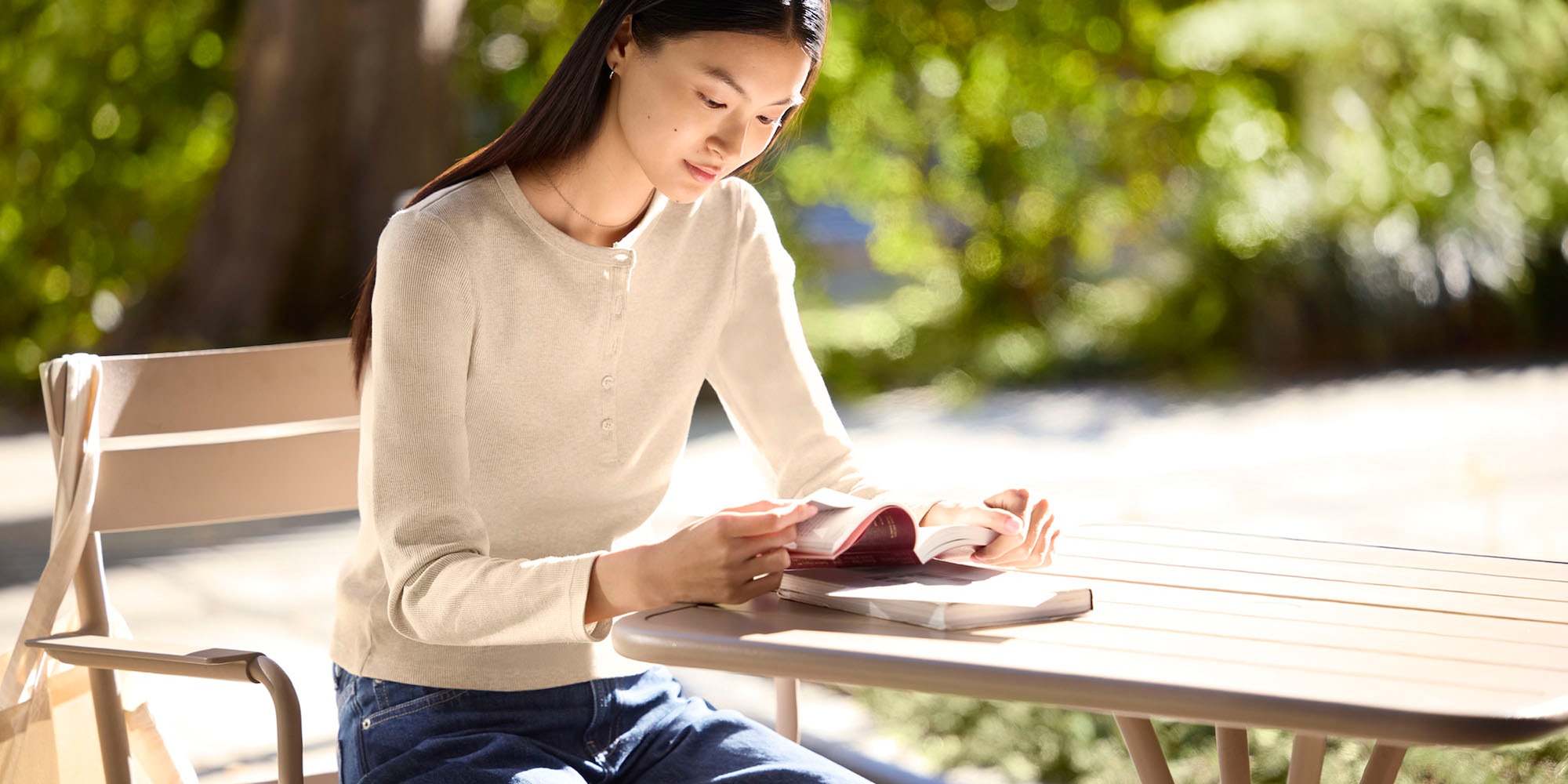 일상에 색감을 더하다. 유니클로 티셔츠 컬렉션