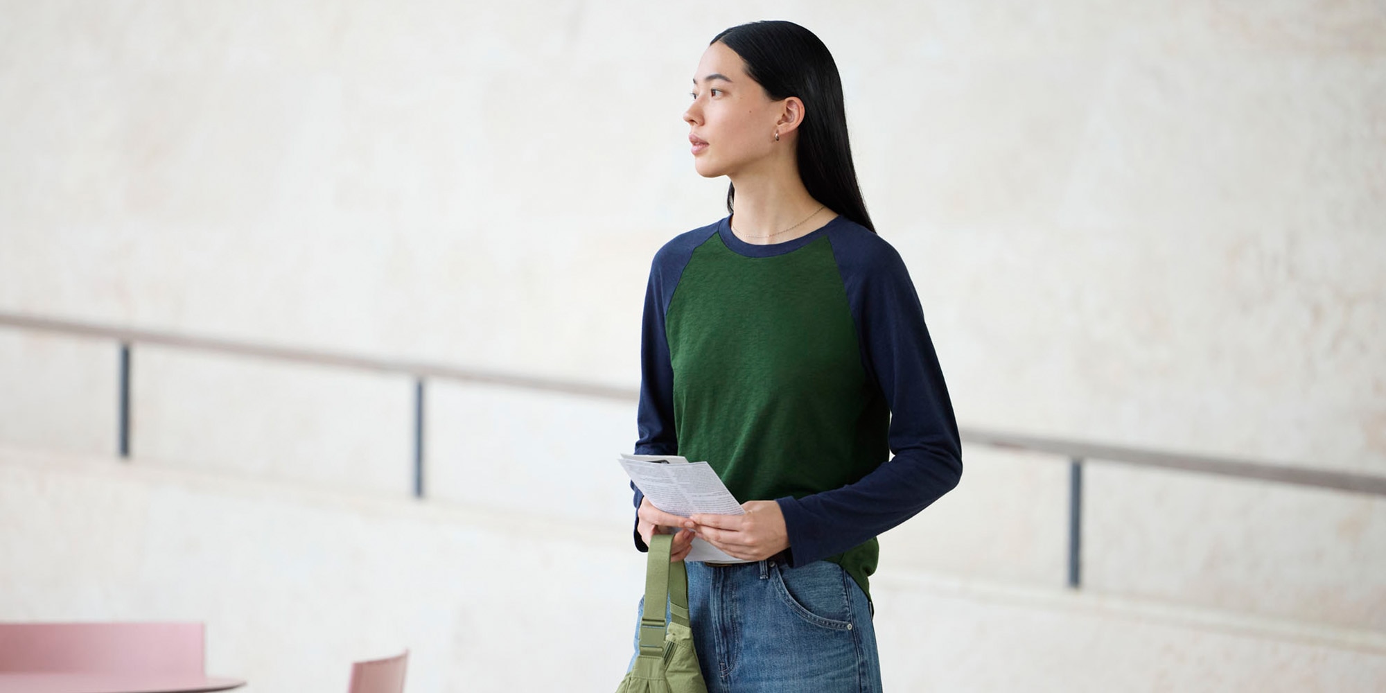 일상에 색감을 더하다. 유니클로 티셔츠 컬렉션