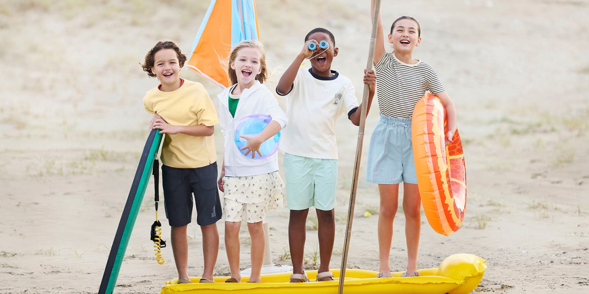 데일리 씬부터 액티브 씬까지 활용도 높은 유니클로 키즈 쇼트 팬츠