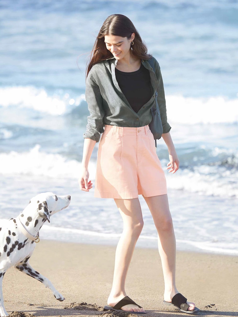  Soft ribbed crew neck T-shirt