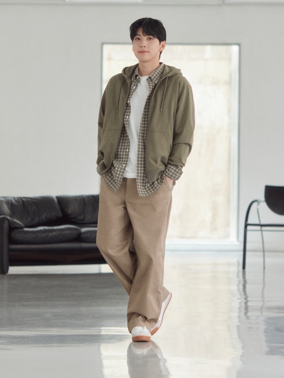 가벼운 계절을 완성해 줄 스타일링