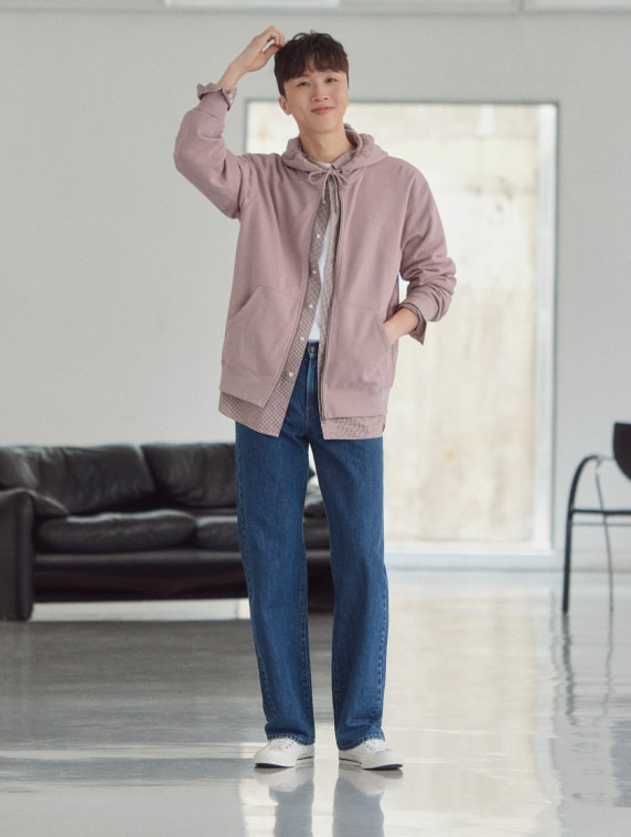 가벼운 계절을 완성해 줄 스타일링