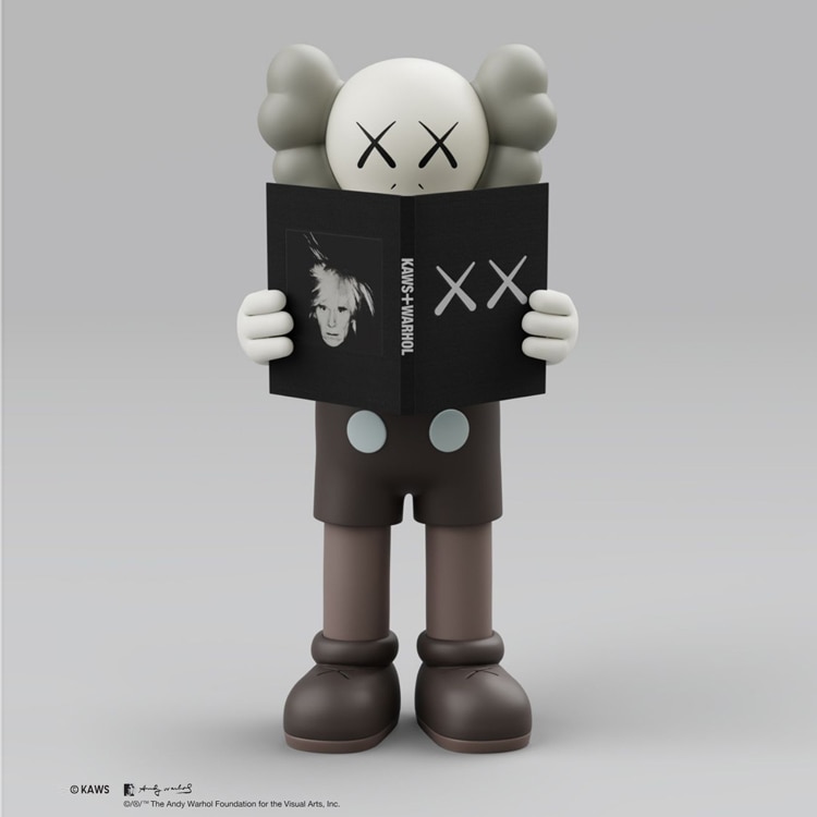 KAWS 아트북 증정
                                            이벤트