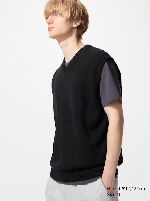 MEN'S KNITTED V NECK VEST UNIQLO MY