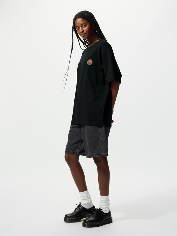 MANGA curation UT (Short Sleeve Graphic T-shirt)