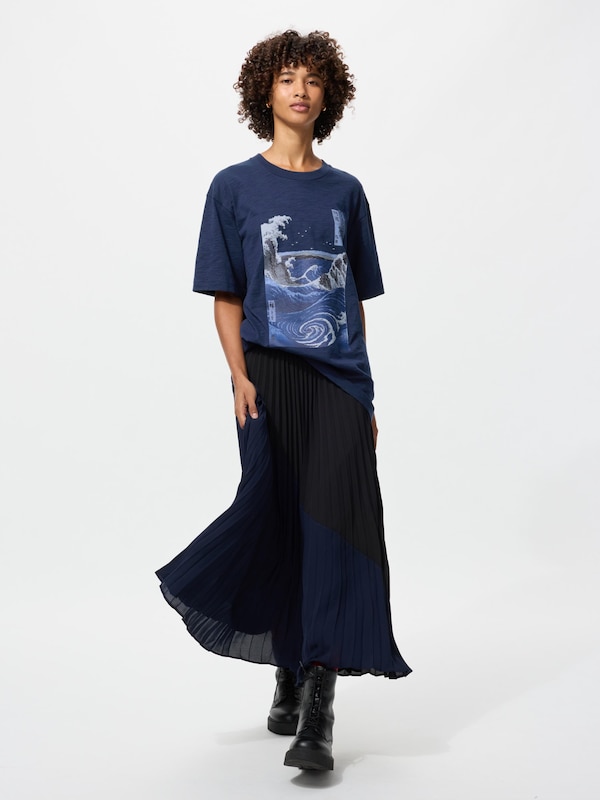 Ukiyo-e Blue UT (Short Sleeve Graphic T-Shirt)