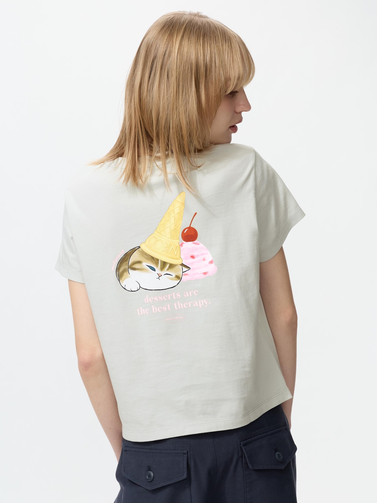 Mofusand UT (Short Sleeve Graphic T-shirt)