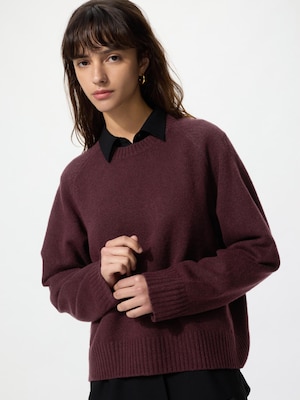 Light Souffle Yarn Crew Neck Sweater