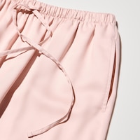 https://image.uniqlo.com/UQ/ST3/my/imagesgoods/491195/feature/mygoods_491195_feature3.jpg