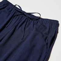 https://image.uniqlo.com/UQ/ST3/my/imagesgoods/491381/feature/mygoods_491381_feature3.jpg
