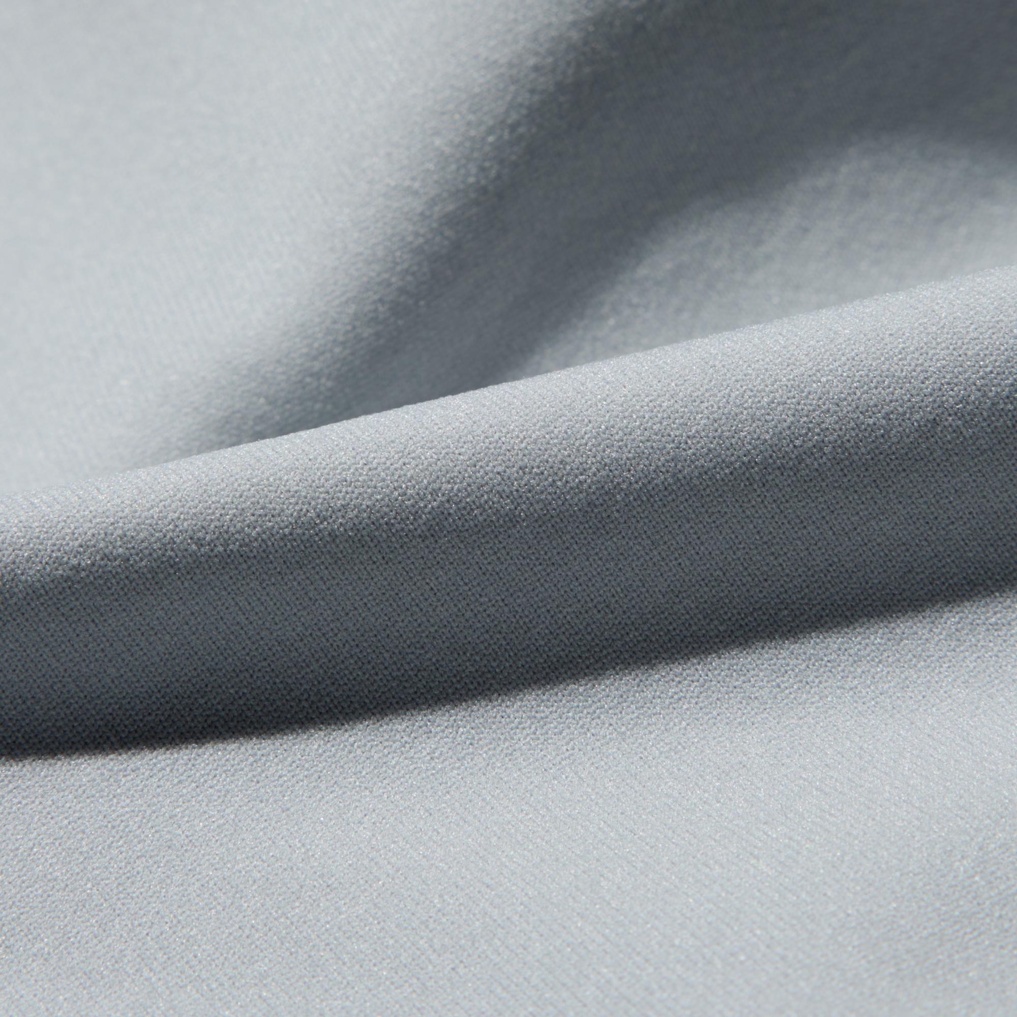 AIRism' fabric with a smooth and silky feel.