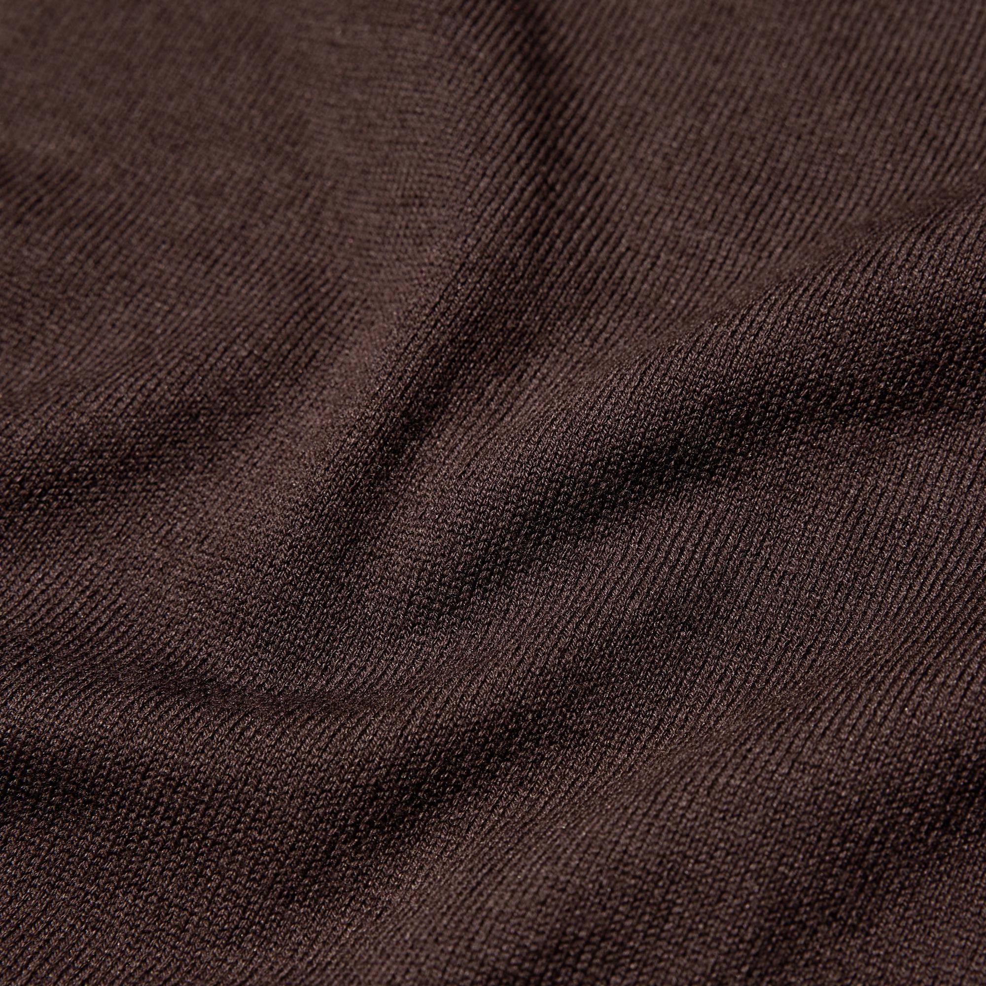 Smooth cotton-rayon fabric.