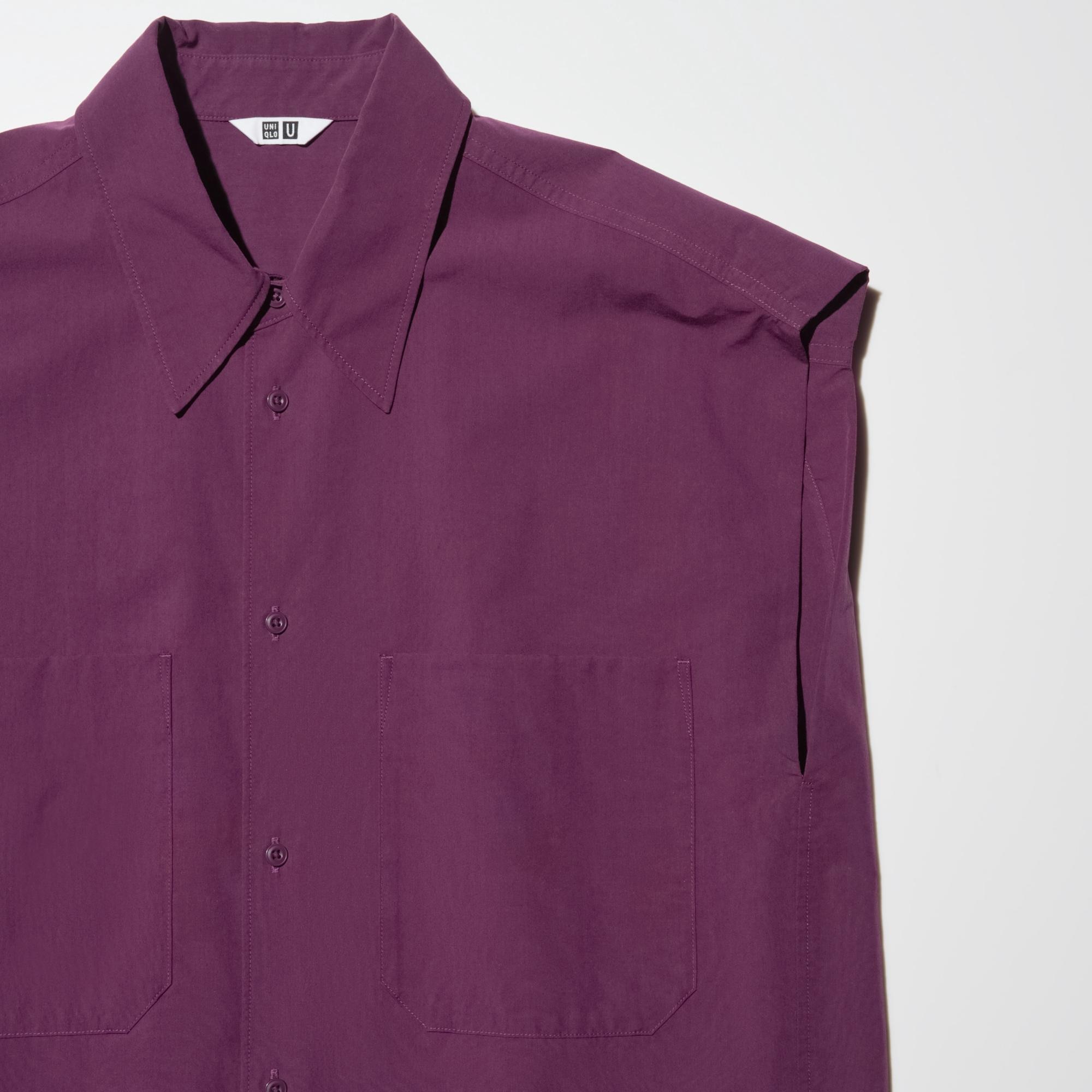 Slim silhouette. Patch pockets on the chest. Sleeveless design.