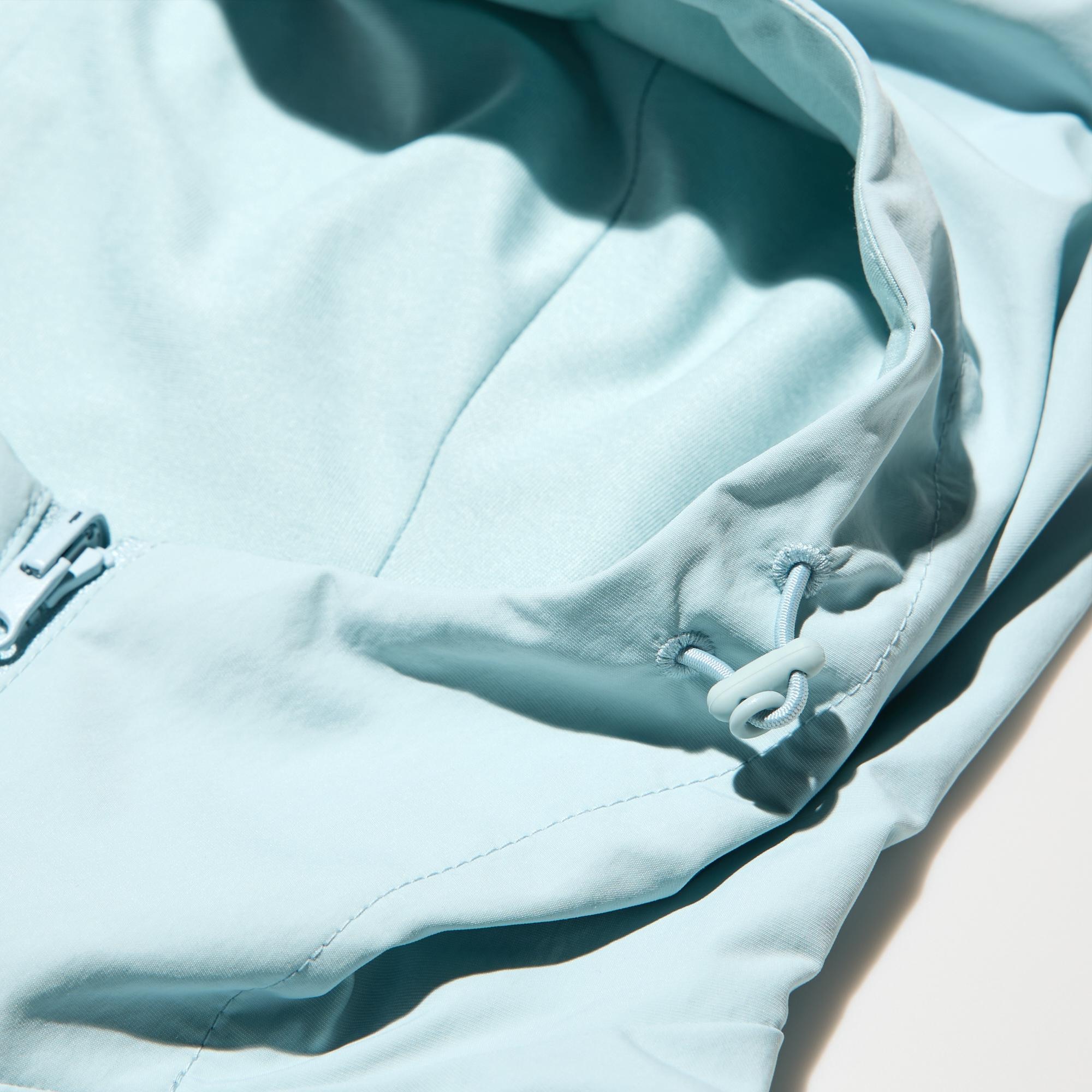 Hood with brim for extra coverage around the face.