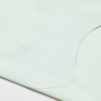 https://image.uniqlo.com/UQ/ST3/ph/imagesgoods/482672/feature/phgoods_482672_feature2.jpg