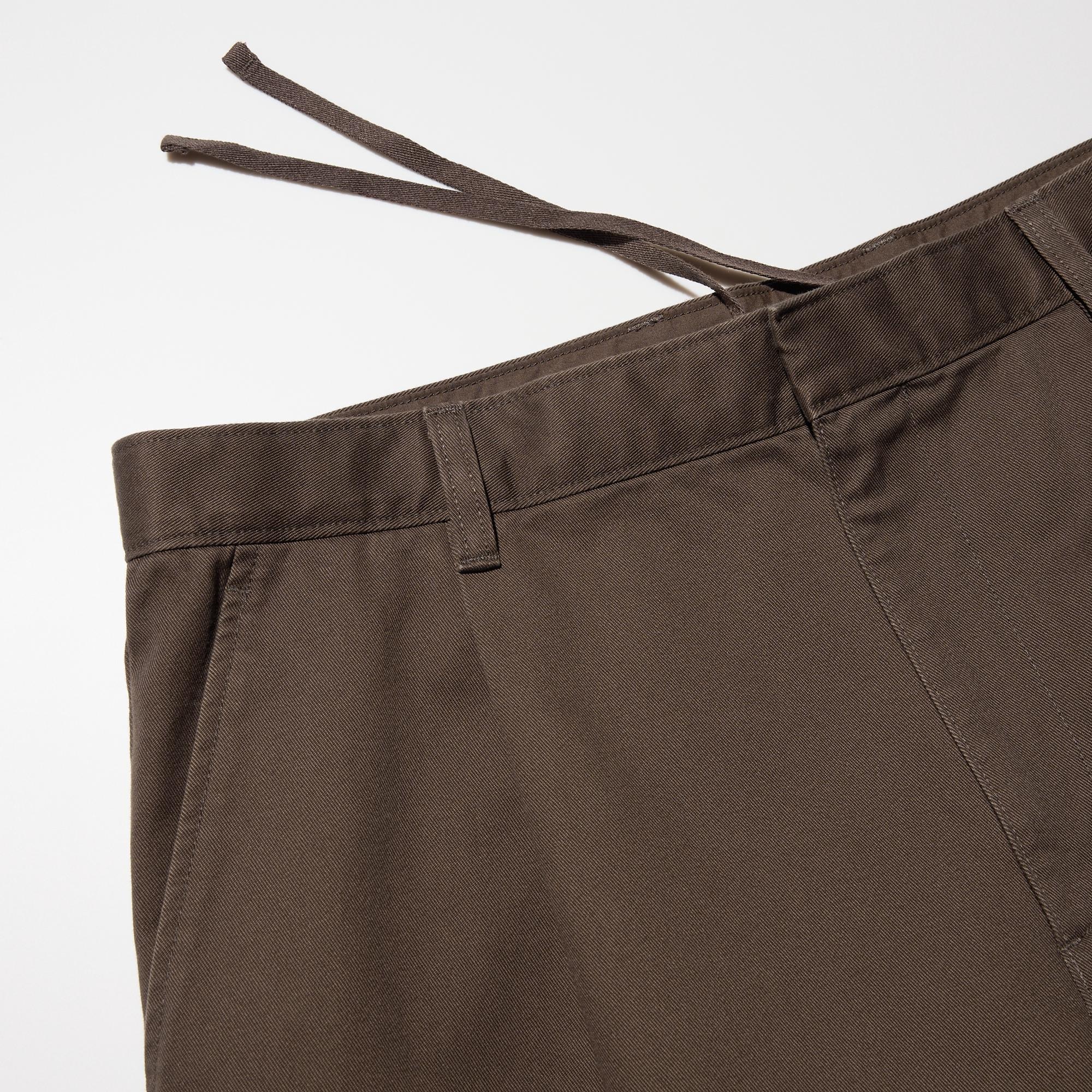 We’ve added shoulder pads to achieve a classic look.